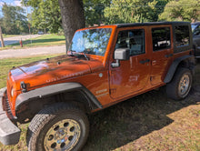 Load image into Gallery viewer, Jeep (PVG) Mango Tango
